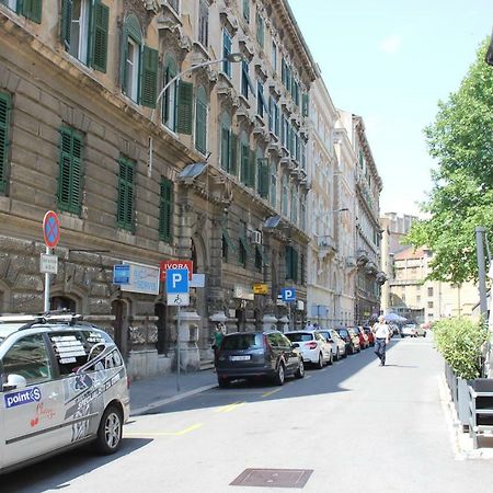 Cozy Apartment In Center Of Rijeka Exterior photo