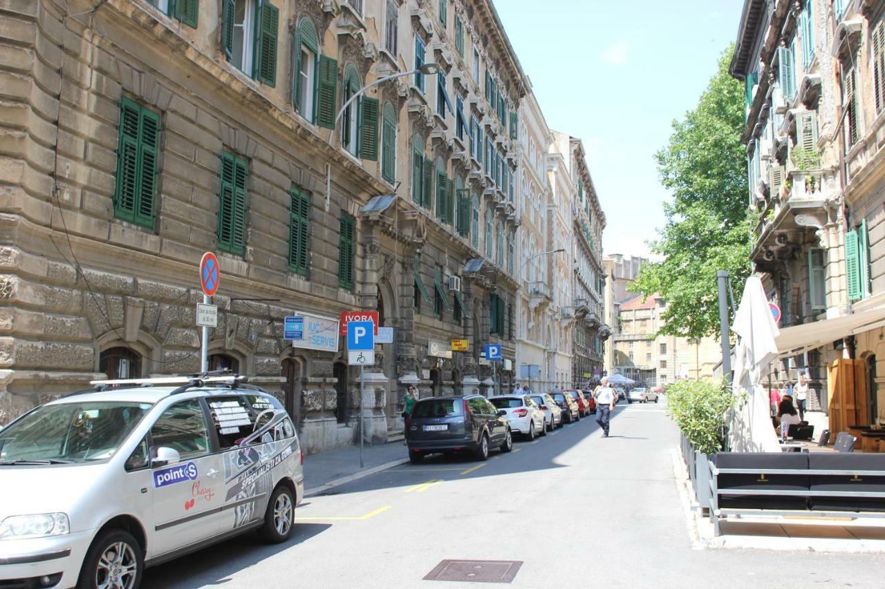 Cozy Apartment In Center Of Rijeka Exterior photo